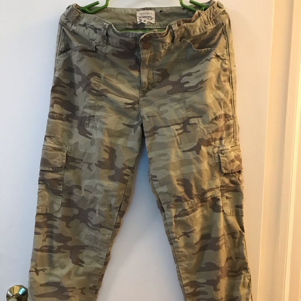 Sanctuary camouflage pants